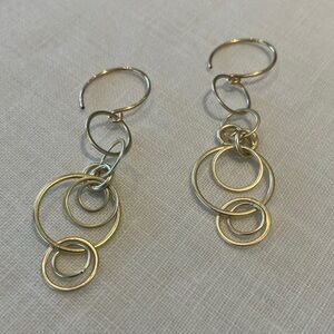 Elegant Gold Hoop Earrings